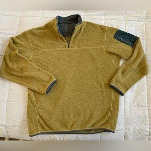 Men’s Arcteryx midweight fleece-Large